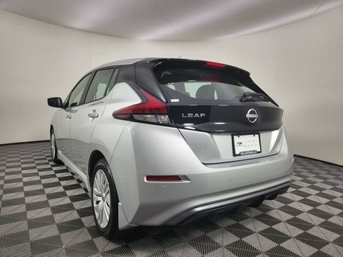 Used 2025 Nissan Leaf S FWD image 3