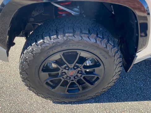 Used 2023 Toyota Tundra Platinum image 21