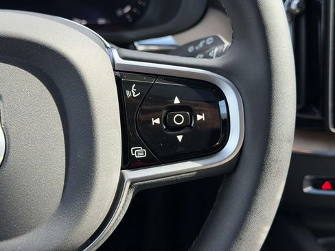 New 2026 Volvo XC60 B5 Plus w/ Climate Package image 9