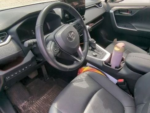 Used 2024 Toyota RAV4 Limited w/ Advanced Technology Package AWD/4WD image 9