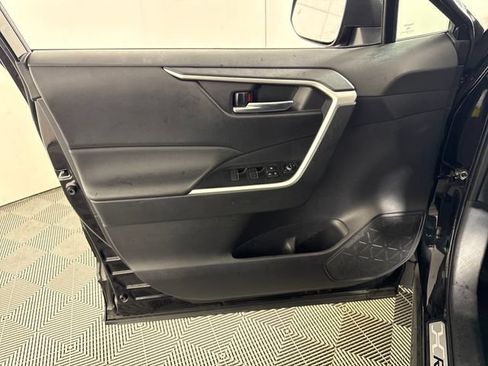 Used 2024 Toyota RAV4 AWD Hybrid image 22