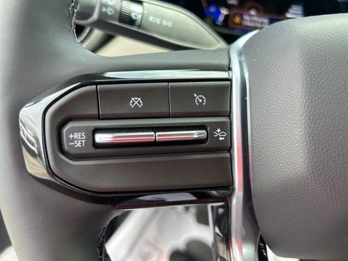 New 2026 Chevrolet Colorado ZR2 w/ Technology Package image 19