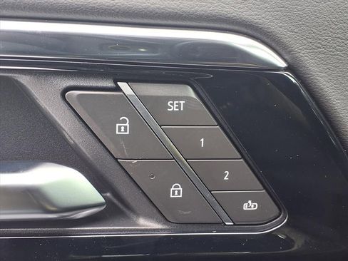 New 2026 Chevrolet Suburban High Country image 9