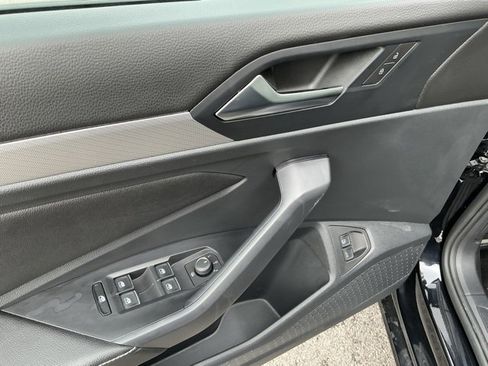 Used 2024 Volkswagen Jetta Sport image 13