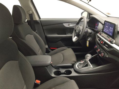 Used 2024 Kia Forte LXS image 21