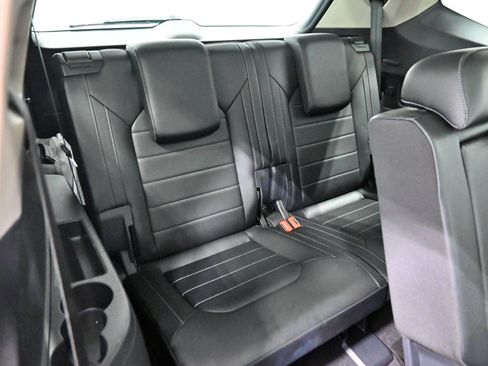 Used 2019 Volkswagen Atlas SEL Premium AWD/4WD image 30