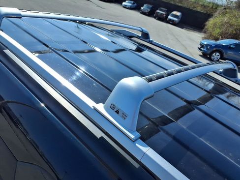 Used 2023 Nissan Pathfinder SL image 39