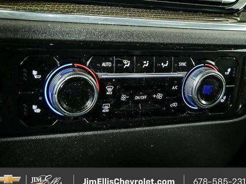 Certified 2025 Chevrolet Silverado 1500 LT AWD/4WD image 14