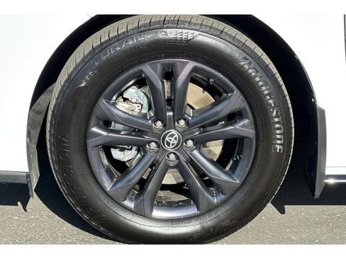 Certified 2025 Toyota Sienna XSE w/ XSE Premium Package AWD/4WD image 36