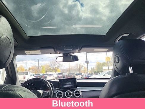 Used 2018 Mercedes-Benz GLC 300 4MATIC image 2