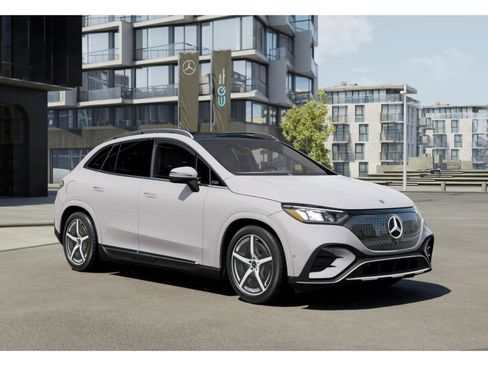 New 2026 Mercedes-Benz EQE 320 4MATIC SUV image 11