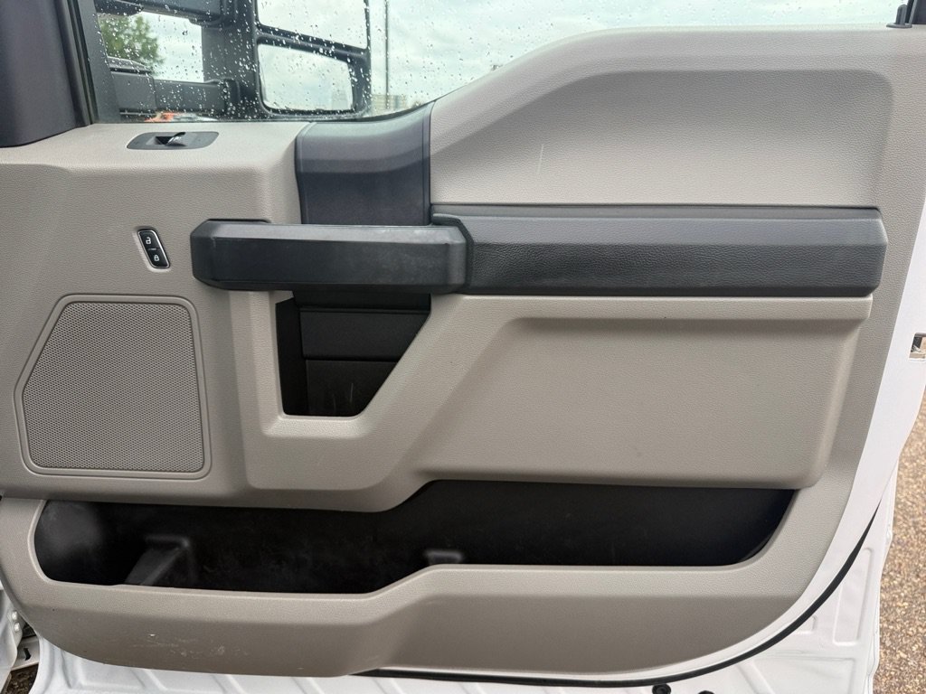 Used 2022 Ford F350 XL w/ Power Equipment Group RWD image 24