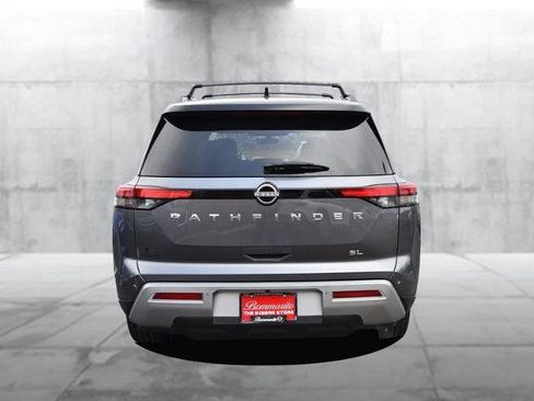 Certified 2023 Nissan Pathfinder SL image 6