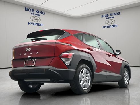 New 2026 Hyundai Kona SE FWD image 22