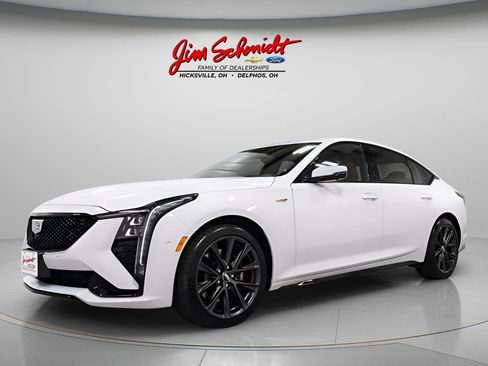 Used 2025 Cadillac CT5 V w/ Platinum Package AWD/4WD image 3