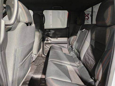 Used 2022 Nissan Frontier Pro-X image 36