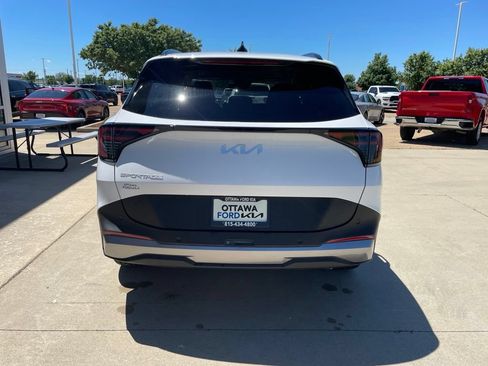 New 2026 Kia Sportage EX w/ EX Panorama Roof Package FWD image 6