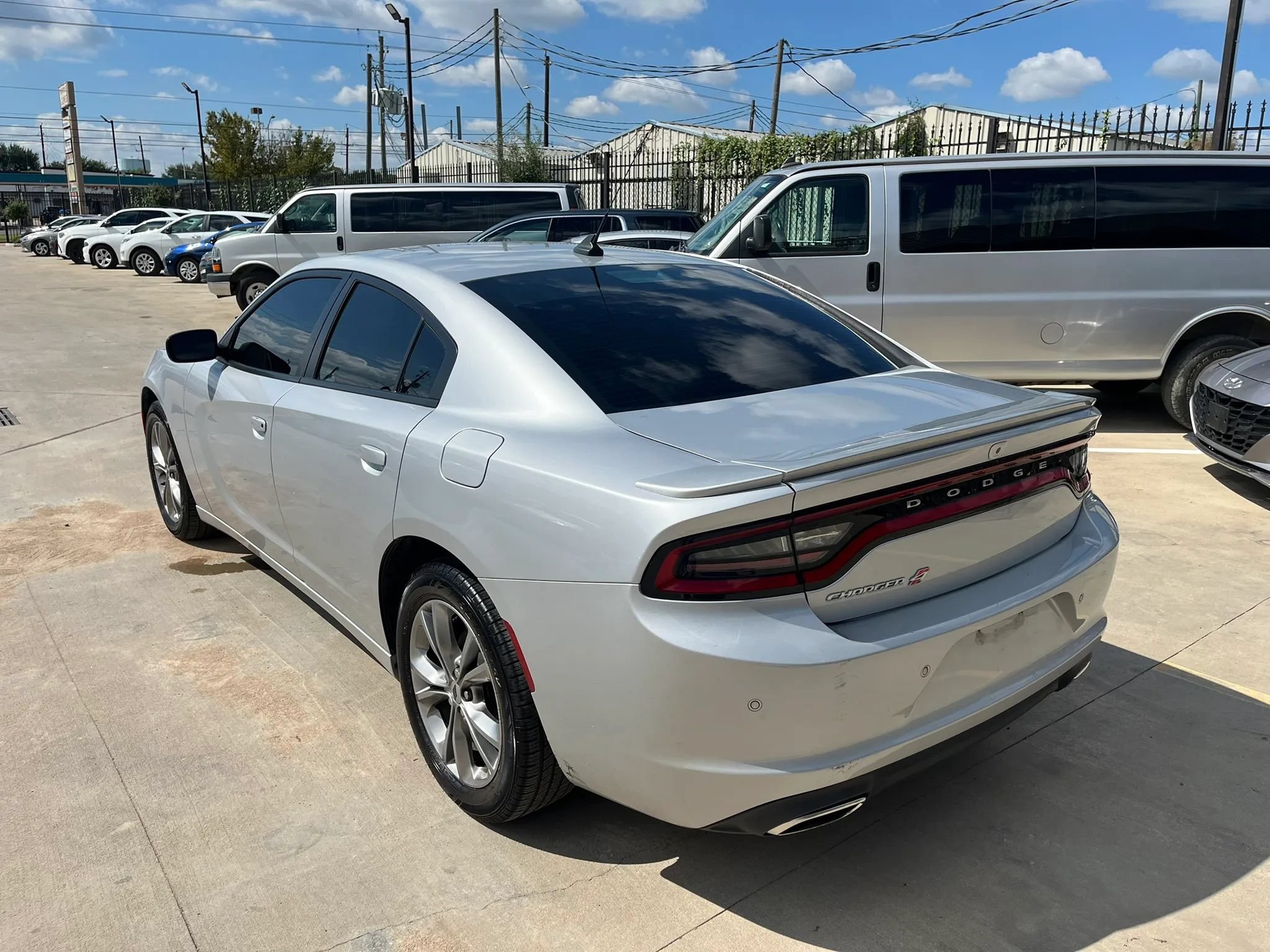 Used 2020 Dodge Charger SXT AWD/4WD image 6