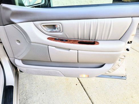 Used 2003 Toyota Avalon XLS FWD image 31