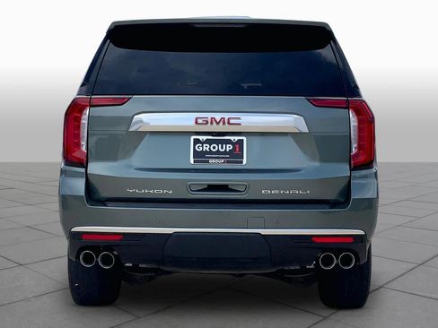 Used 2024 GMC Yukon Denali w/ Advanced Technology Package AWD/4WD image 5