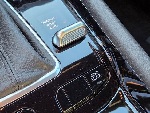 New 2026 Jeep Compass Latitude image 15