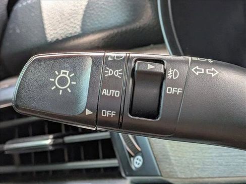 Used 2022 Kia Telluride SX w/ SX Prestige Package AWD/4WD image 9