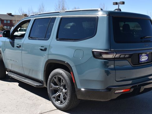New 2026 Jeep Grand Wagoneer Limited AWD/4WD image 7