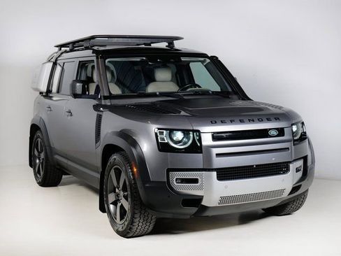 Used 2020 Land Rover Defender 110 HSE image 10