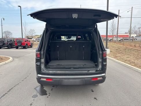 Used 2022 Jeep Wagoneer Series I w/ Premium Group I image 24