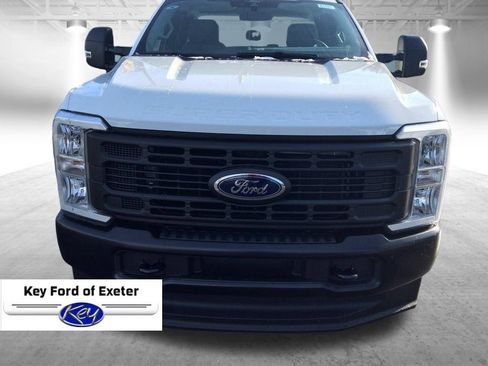 New 2026 Ford F250 XL w/ F-250 >10K GVWR Package image 4