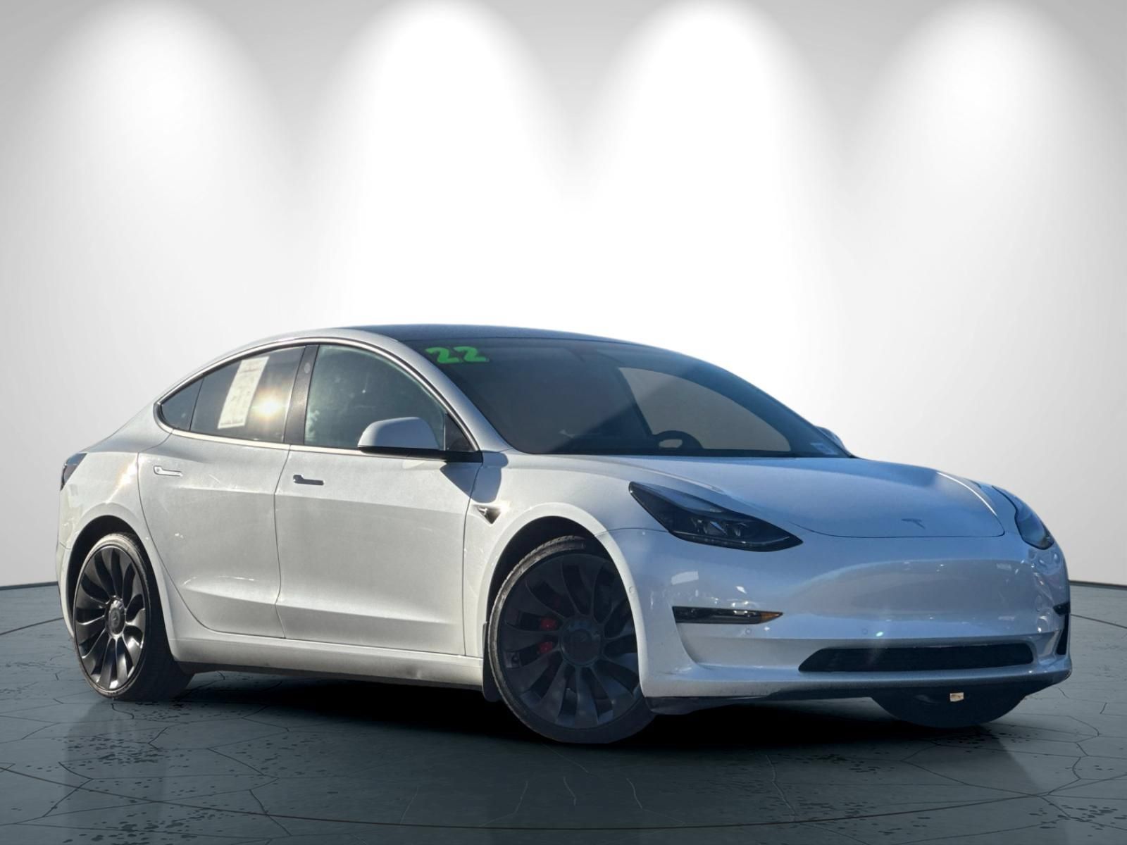 Used 2022 Tesla Model 3 Performance AWD/4WD image 2