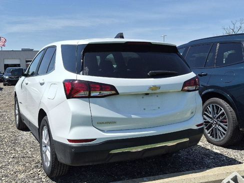Used 2023 Chevrolet Equinox LT FWD image 4