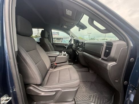 Used 2023 Chevrolet Silverado 1500 RST AWD/4WD image 23