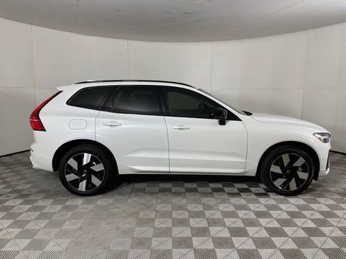 Certified 2024 Volvo XC60 T8 Plus w/ Protection Package Premier image 8