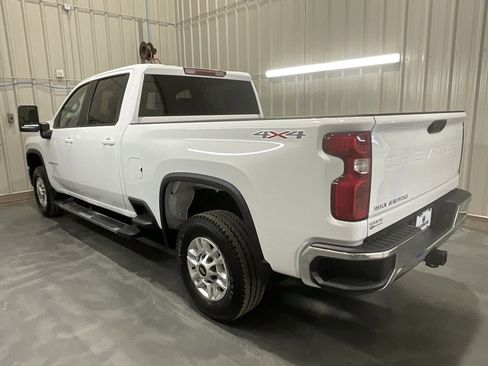 Used 2025 Chevrolet Silverado 2500 LT w/ Convenience Package image 20