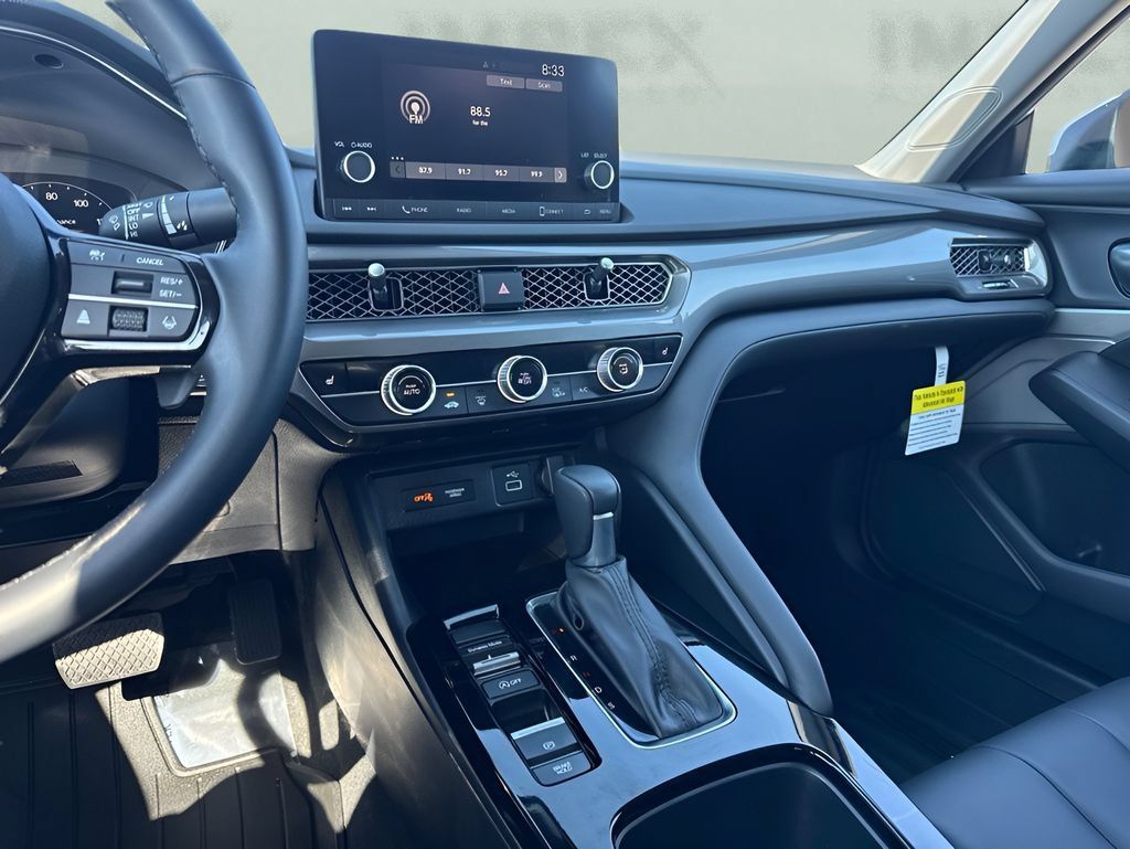 Used 2024 Acura Integra FWD image 17
