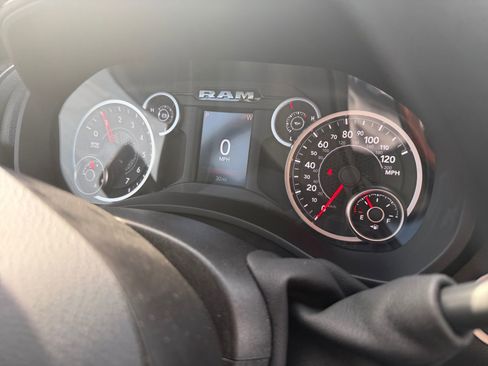 New 2026 RAM 2500 Tradesman AWD/4WD image 29