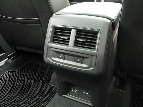 Used 2023 Volkswagen Atlas Cross Sport SEL Premium R-Line AWD/4WD image 30