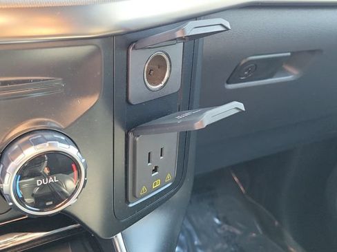 Certified 2023 Ford F150 Raptor AWD/4WD image 12