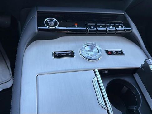 New 2026 Lincoln Navigator Reserve w/ Jet Appearance Package image 24