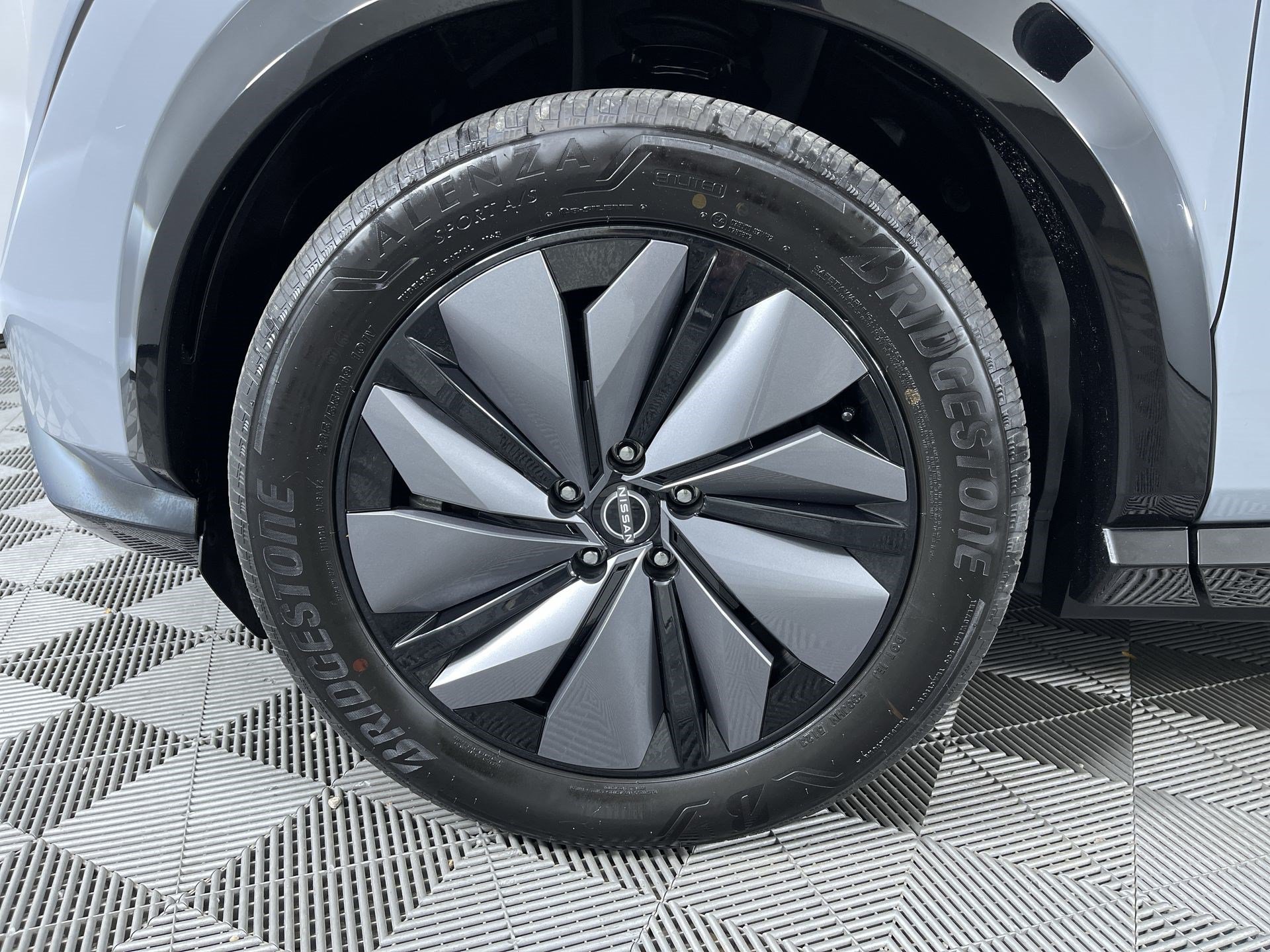 Certified 2024 Nissan Ariya AWD image 25