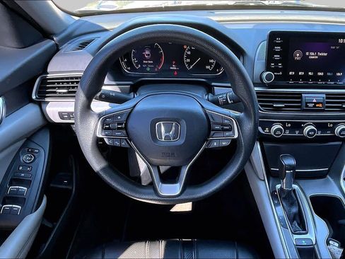 Used 2019 Honda Accord LX image 6