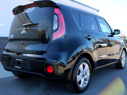 Used 2018 Kia Soul w/ Convenience Package image 6