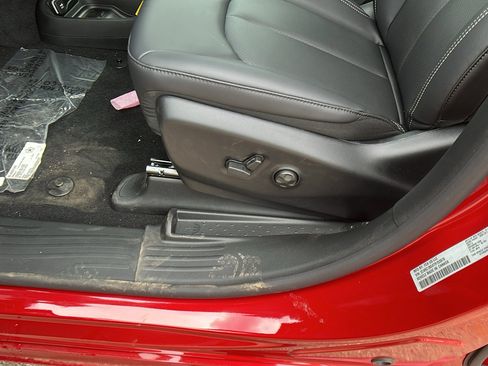 New 2026 Chrysler Pacifica Select image 17