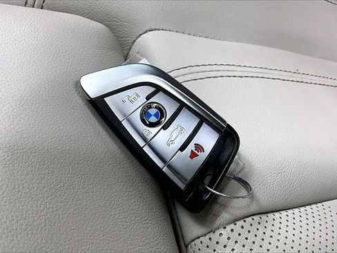 Used 2022 BMW X5 xDrive40i image 10