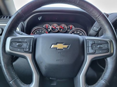 Used 2022 Chevrolet Silverado 2500 LT w/ Convenience Package AWD/4WD image 11