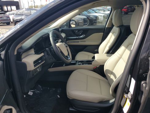 New 2026 Lincoln Corsair Premiere AWD/4WD image 12