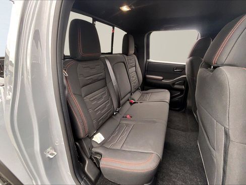 New 2026 Nissan Frontier PRO-4X w/ Pro-4x Convenience Package image 10