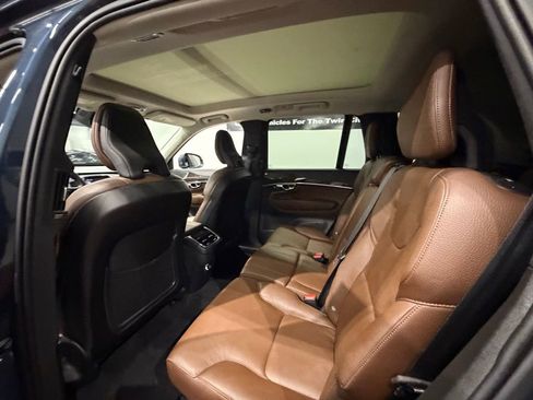 Used 2019 Volvo XC90 T6 Momentum w/ Advanced Package image 27