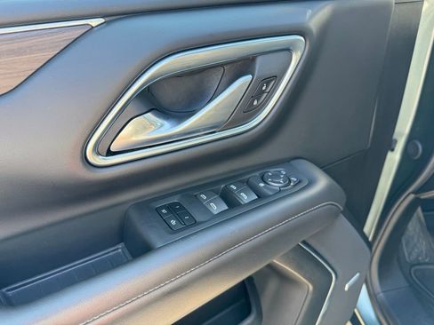 Used 2024 Chevrolet Tahoe LT image 13